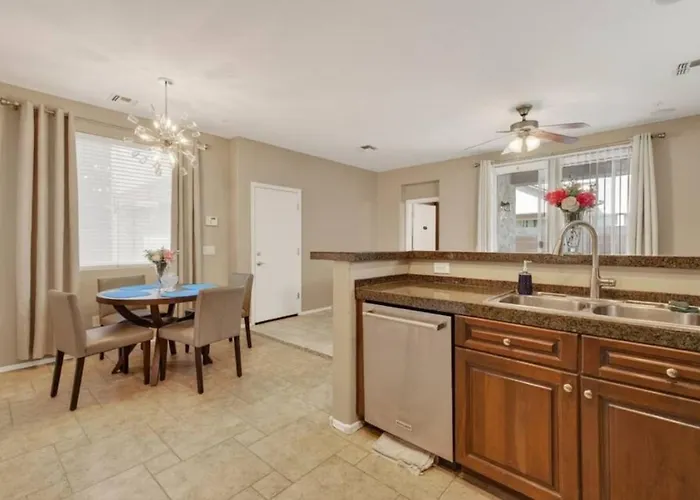 4br Near Phoenix Raceway, Camelback Ranch And State Farm Stadium Avondale