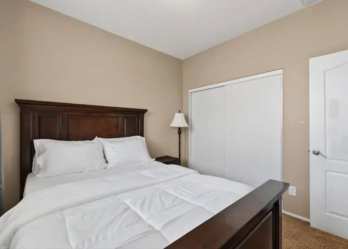 4br Near Phoenix Raceway, Camelback Ranch And State Farm Stadium