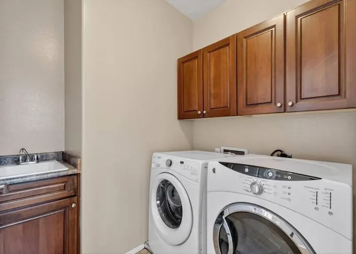 4br Near Phoenix Raceway, Camelback Ranch And State Farm Stadium Avondale