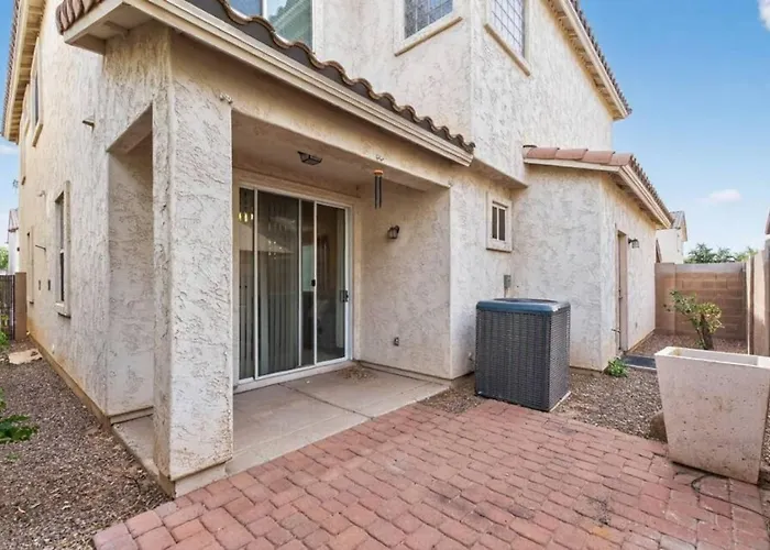 4br Near Phoenix Raceway, Camelback Ranch And State Farm Stadium Holiday home Avondale