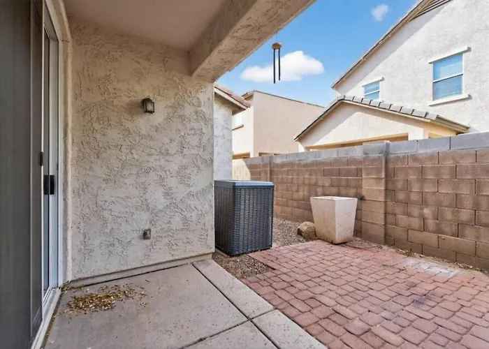 4br Near Phoenix Raceway, Camelback Ranch And State Farm Stadium Holiday home Avondale